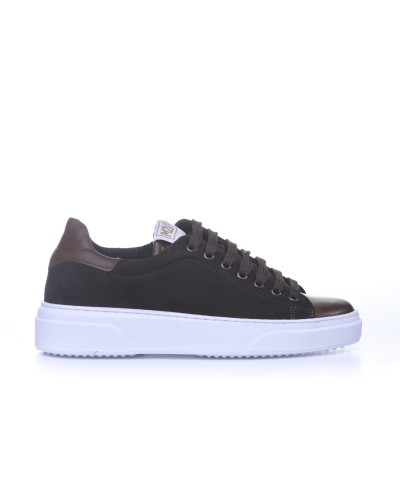 M2V Art. AZ52 Moro pelle + suede fondo bianco